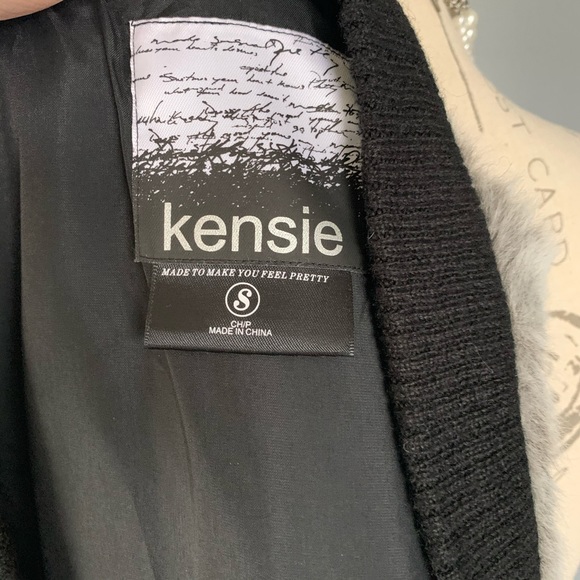 Kensie grey faux fur cropped vest *make an offer* - Picture 3 of 3